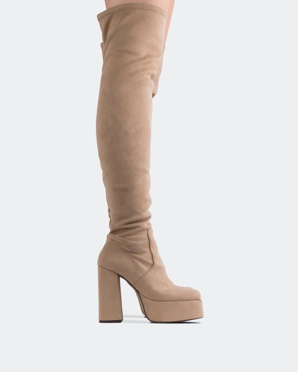 l'intervalle Azalea Amande Suède Amande