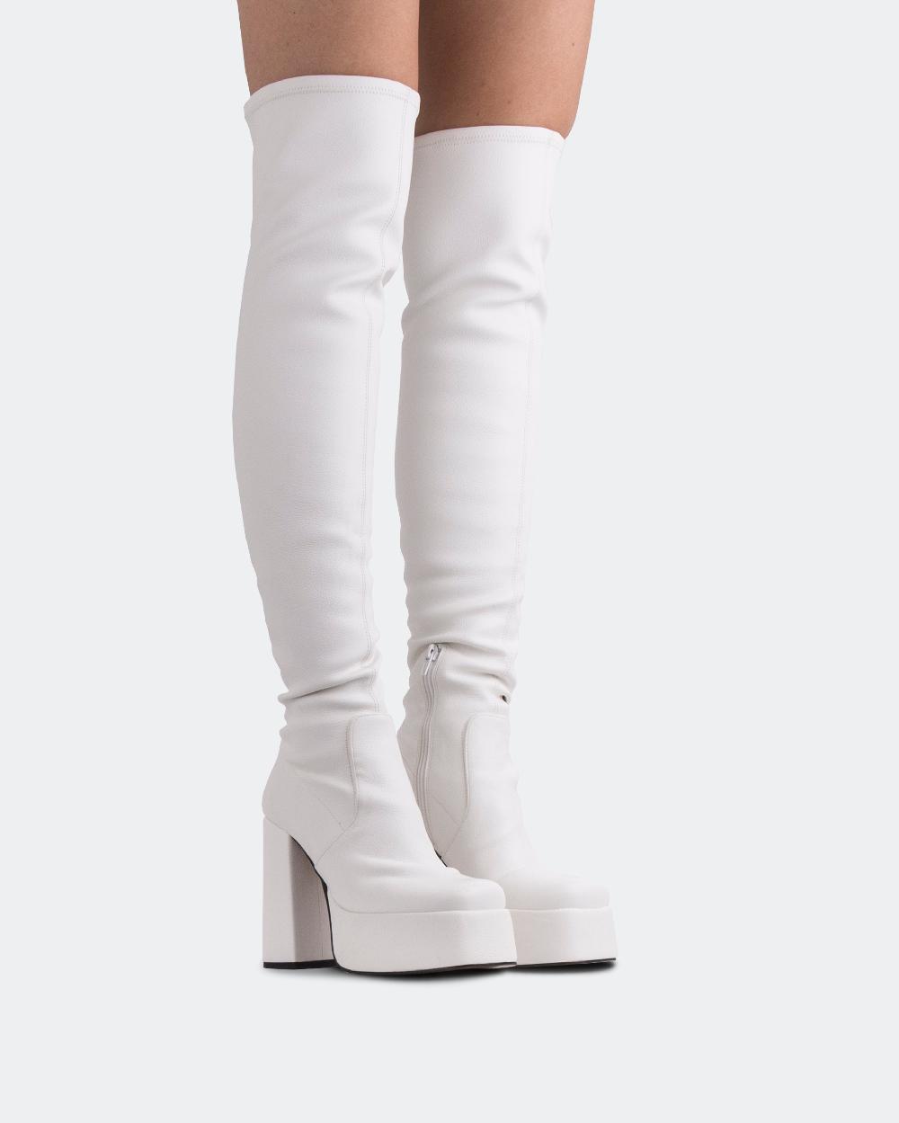 l'intervalle Azalea Blanc Étirer Blanc