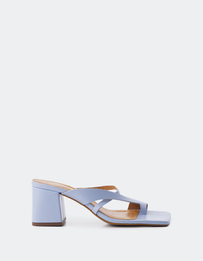 l'intervalle Barriada Pâle Bleu Cuir Bleu