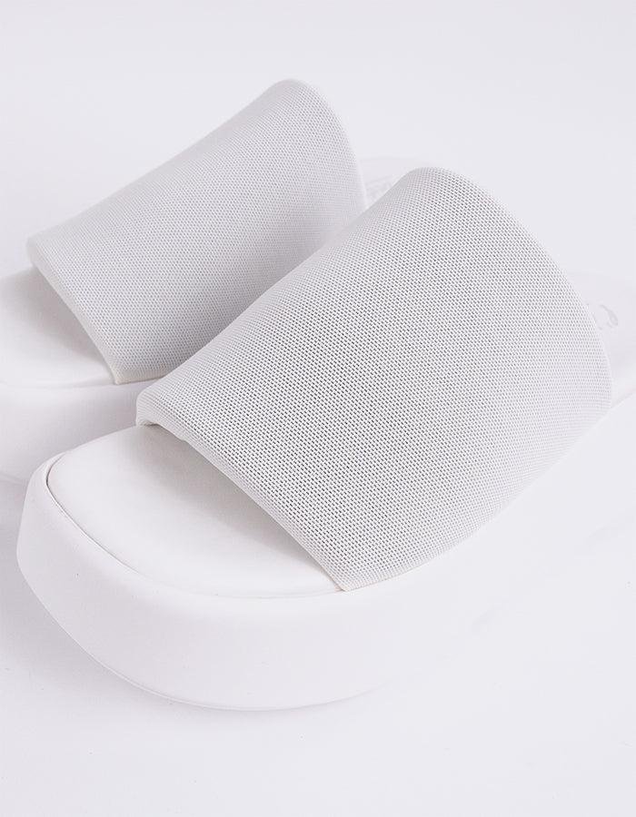 L'intervalle Bisou White Blanc