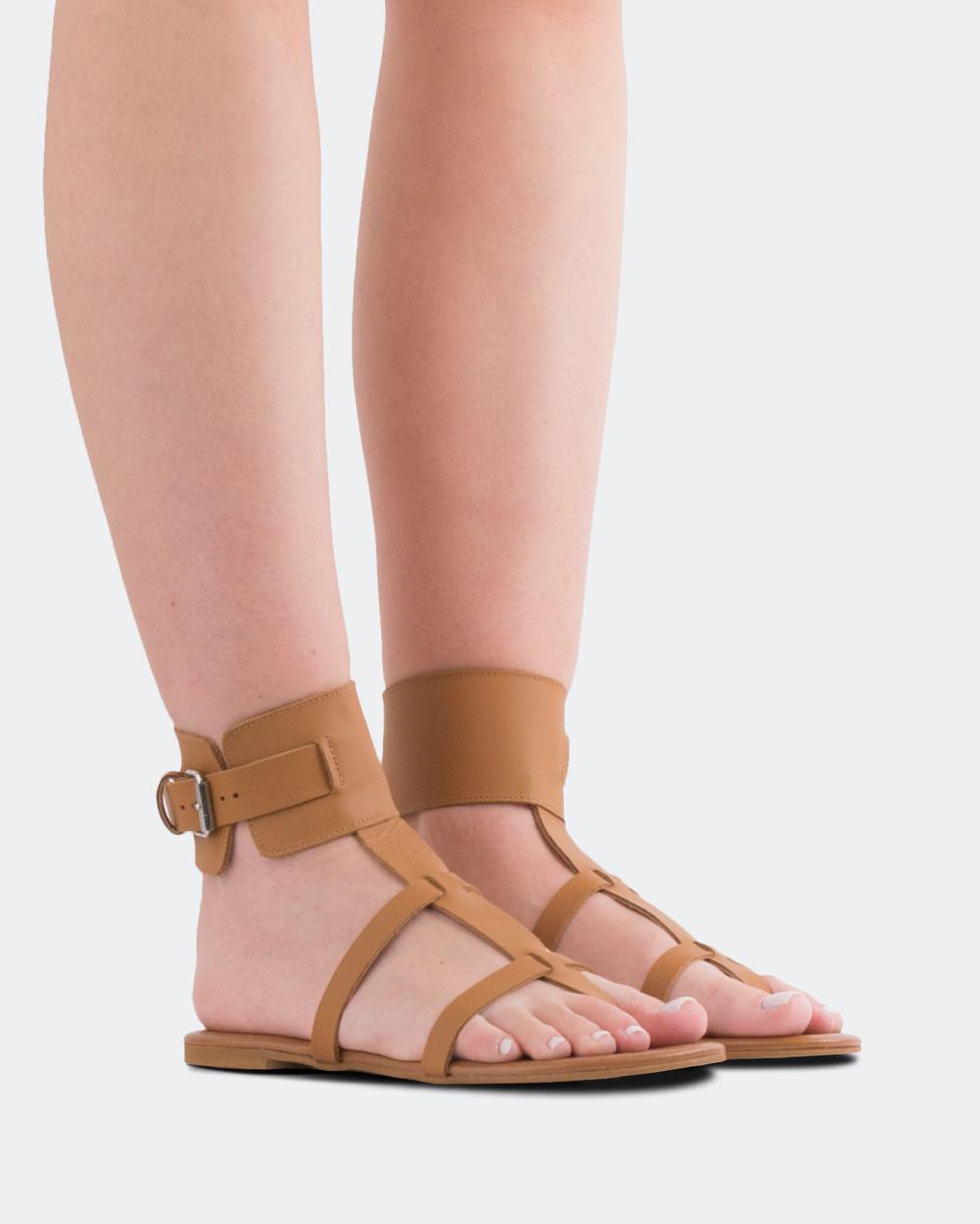 L'intervalle Bruni Ocre Cuir Ocre