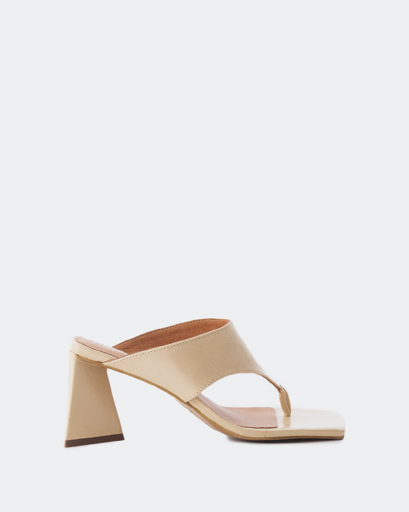 l'intervalle Bulevar Nu Cuir Nu