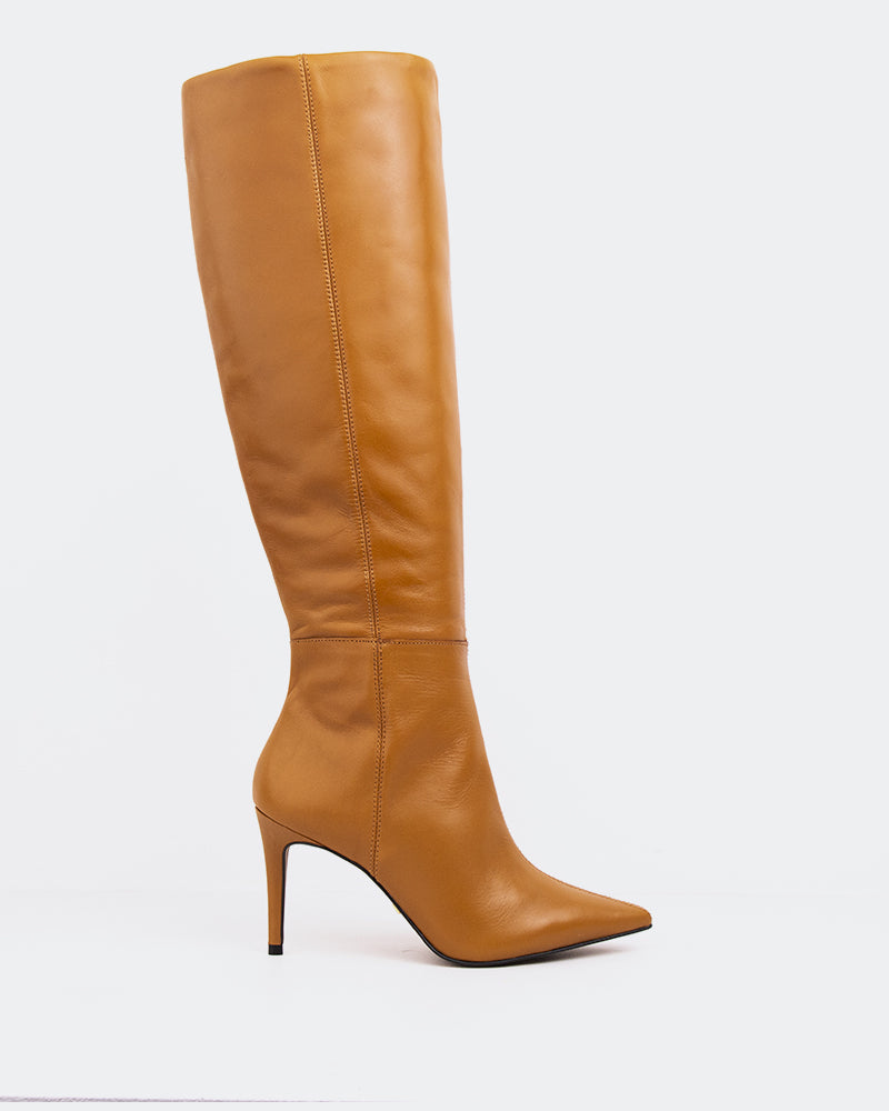 l'intervalle Bushra Chameau Cuir Chameau