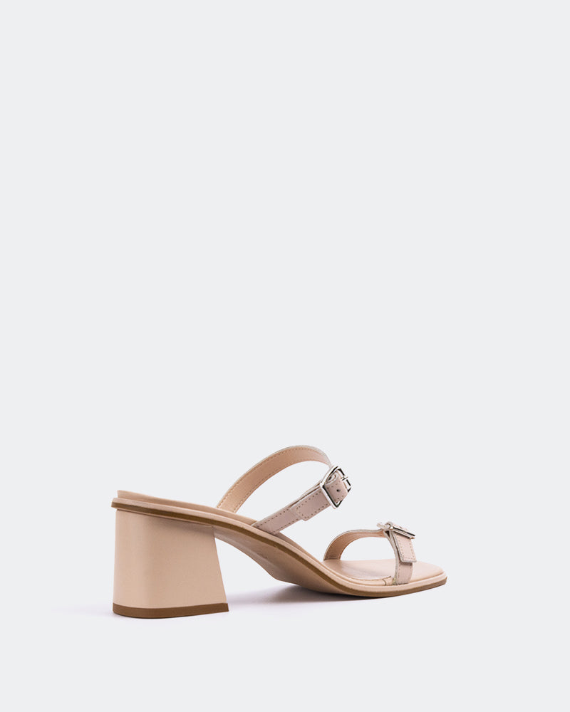 L'intervalle Cagliari Nu Cuir Nu