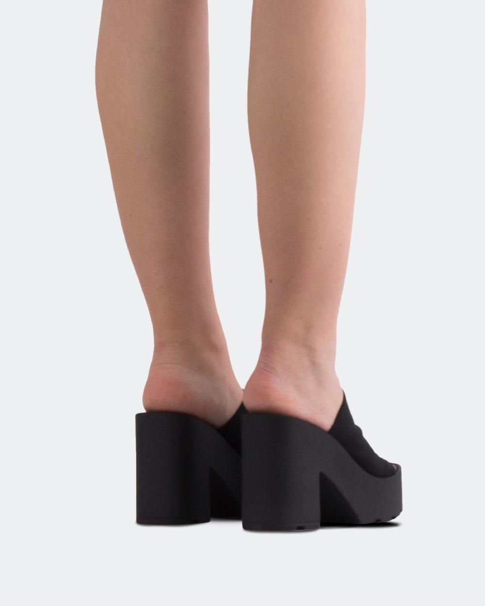 L'intervalle Carangi Noir Lycra Noir