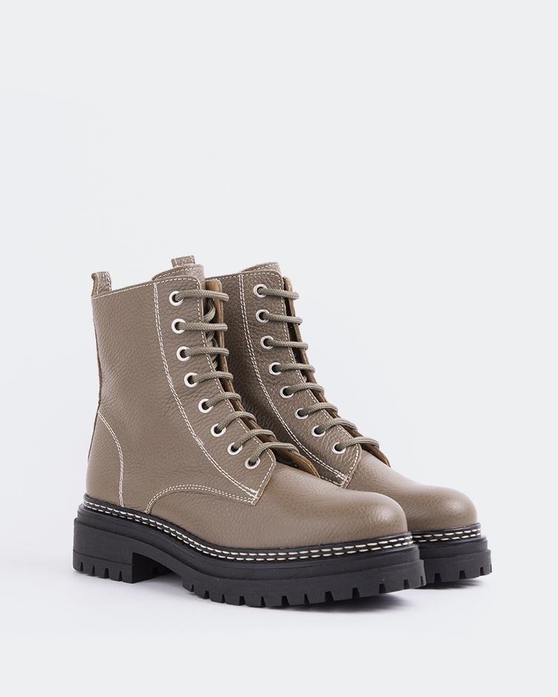 L'intervalle Chandler Amande Cuir Amande