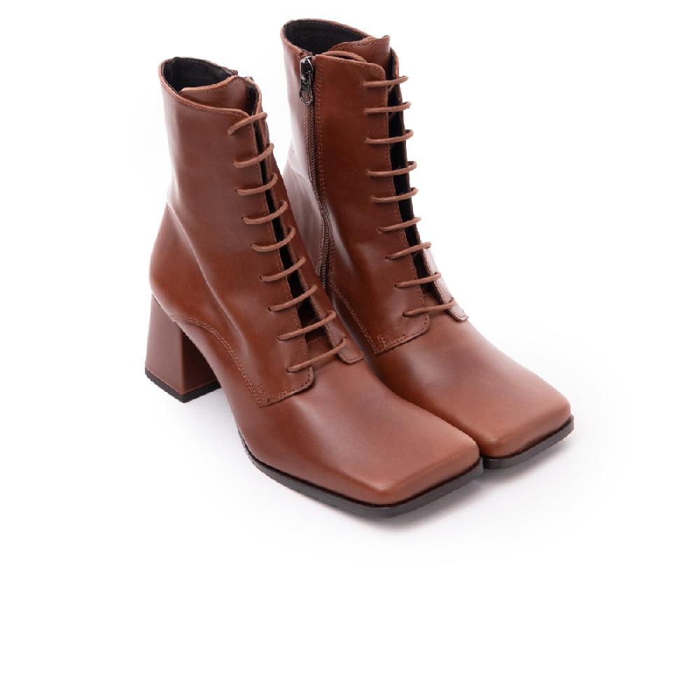 L'intervalle Chatham Tan Leather Ocre