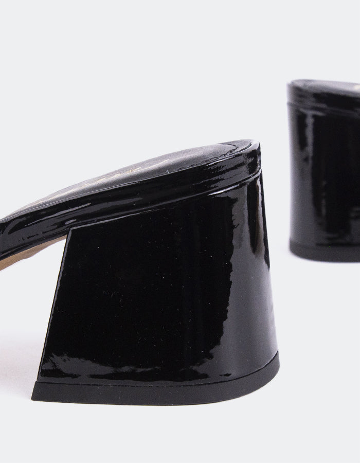 L'intervalle Clarabelle Noir Verni Noir