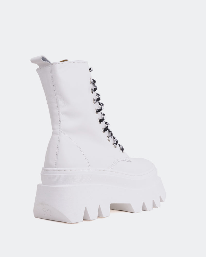 L'intervalle Colwood Blanc Cuir Blanc