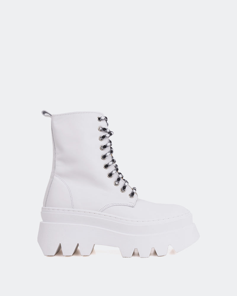 l'intervalle Colwood Blanc Cuir Blanc