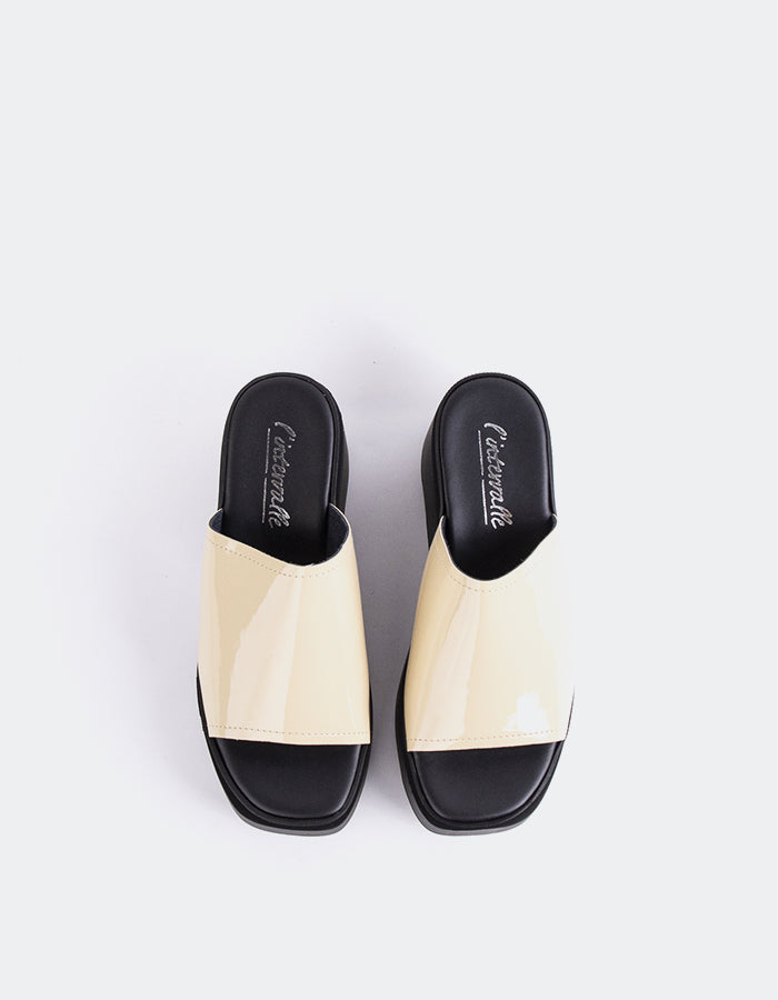 L'intervalle Crème Positive Verni Blanc