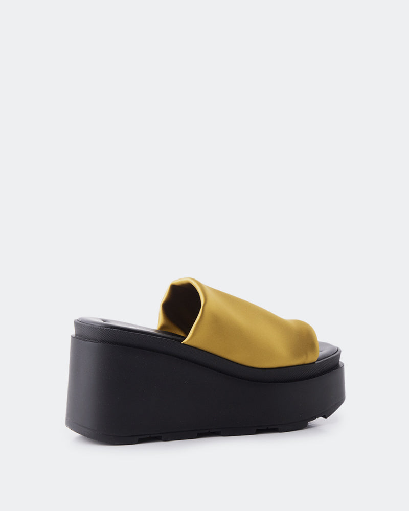 L'intervalle Cuddle Or Satin Or