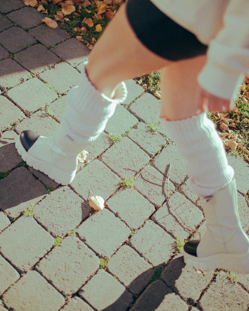 L'intervalle Cuir Beige Kelowna Amande