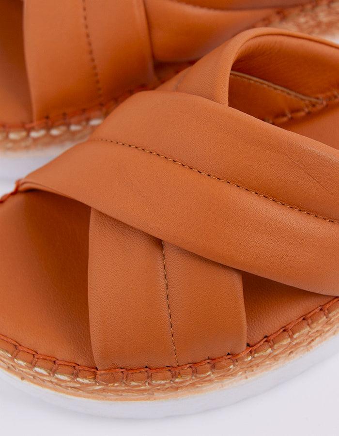 L'intervalle Cuir Orange Cranwell Orange