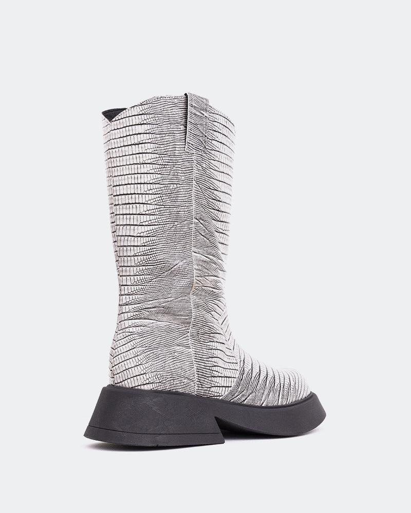 L'intervalle Cuir Osseux De Gaulle Nu