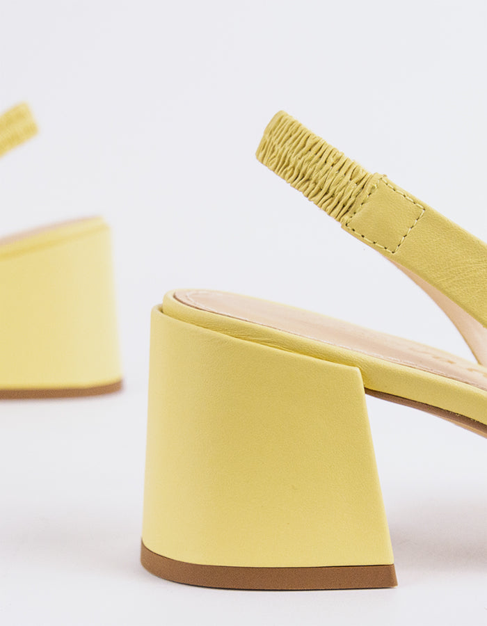 L'intervalle Dalida Jaune Cuir Jaune