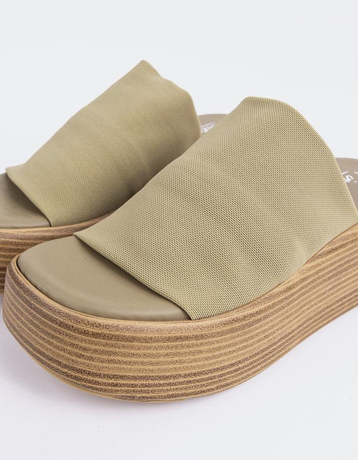 L'intervalle Dory Khaki Lycra Vert