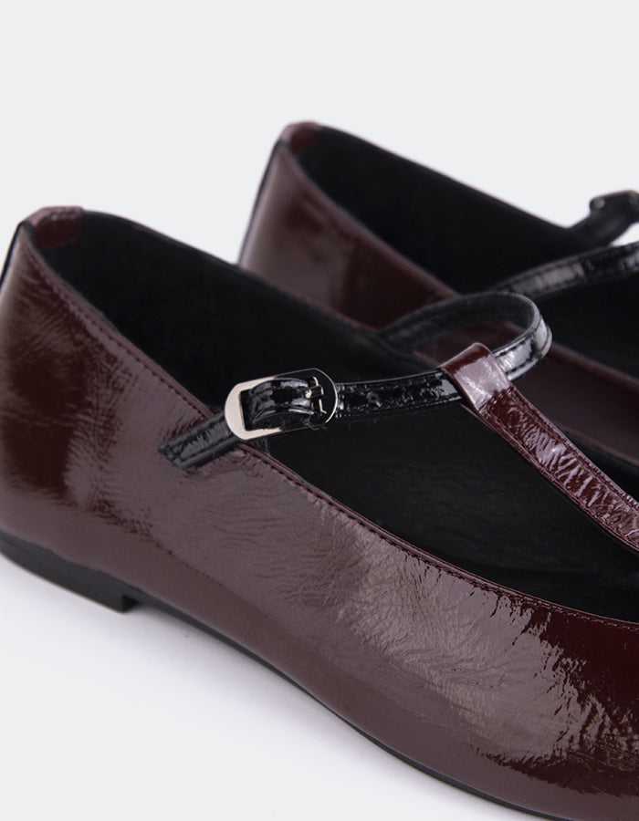 L'intervalle Elara Bordeaux Noir Verni Bordeaux