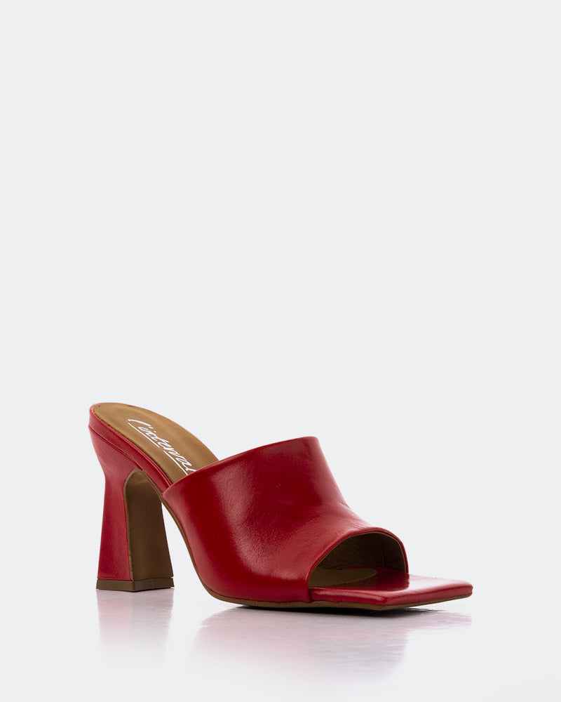 L'intervalle Emery Rouge Cuir Rouge