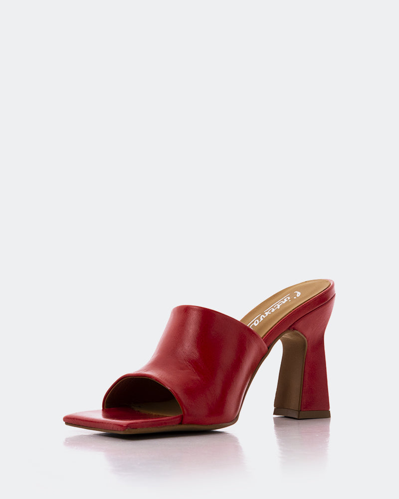L'intervalle Emery Rouge Cuir Rouge