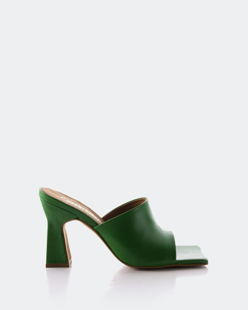 l'intervalle Emery Vert Cuir Vert