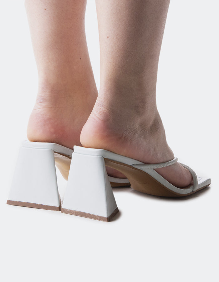 L'intervalle Ermal Pâle Bleu Cuir Bleu