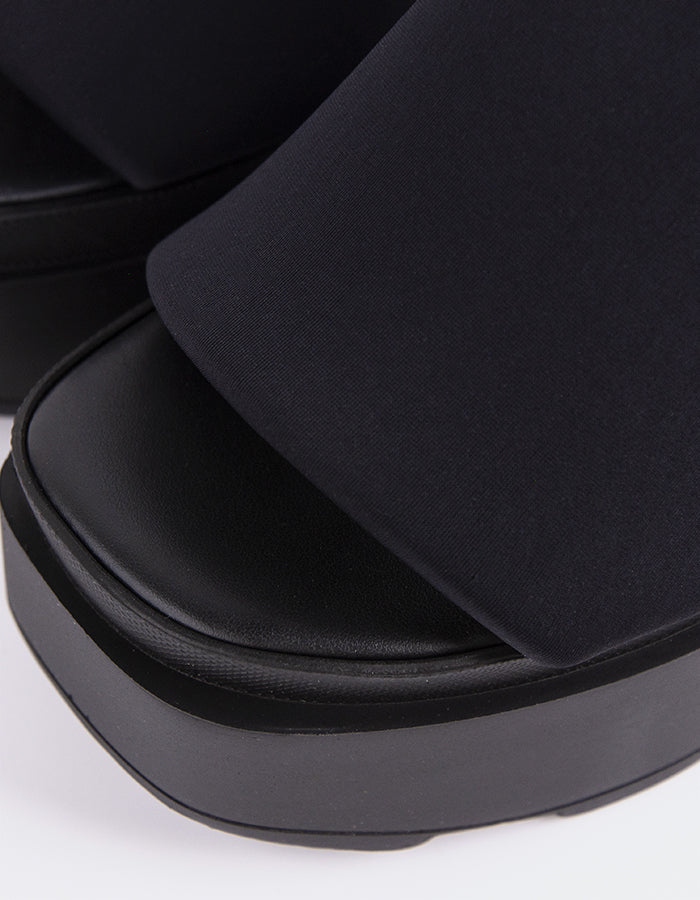 L'intervalle Espoir Noir Lycra Noir