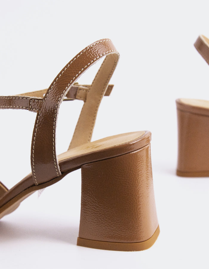 L'intervalle Faliro Nu Naplack Nu