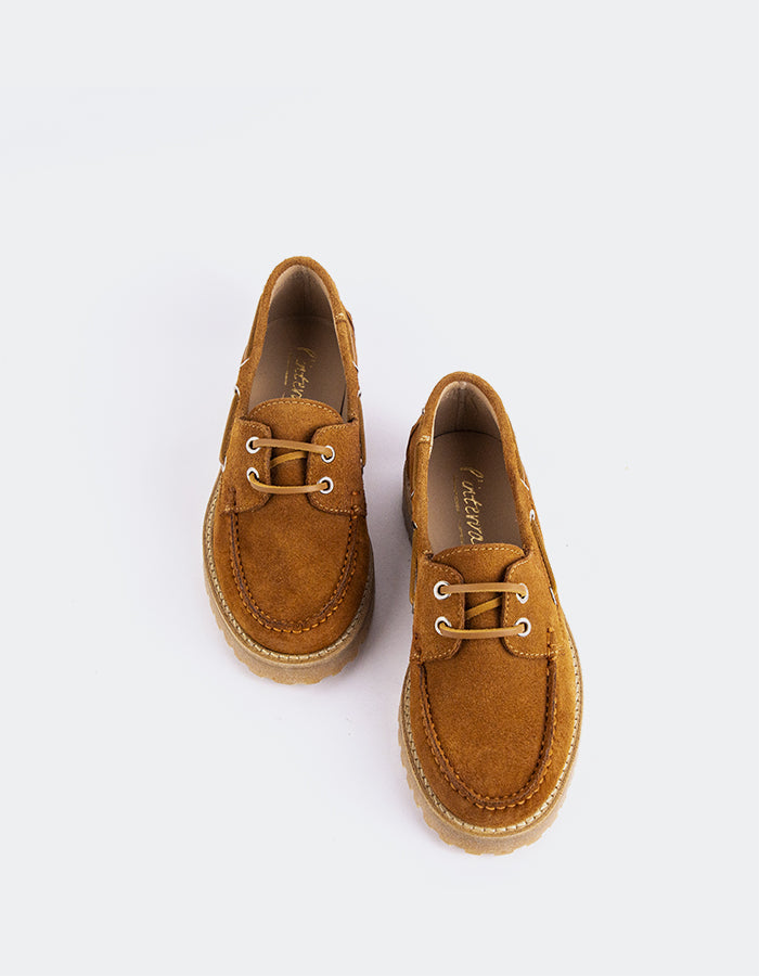 L'intervalle Gaia Châtaigne Suède Brun