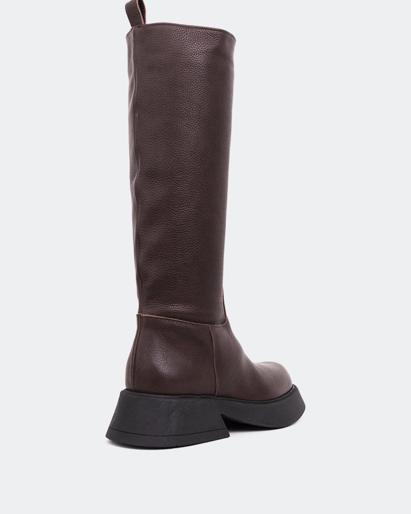 L'intervalle Gare Brun Cuir Brun