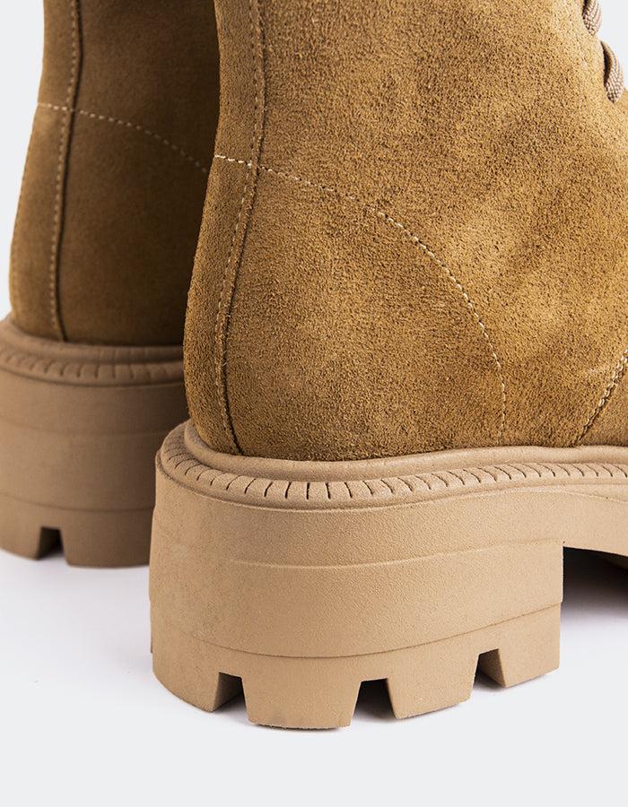 L'intervalle Garrett Amande Suède Amande