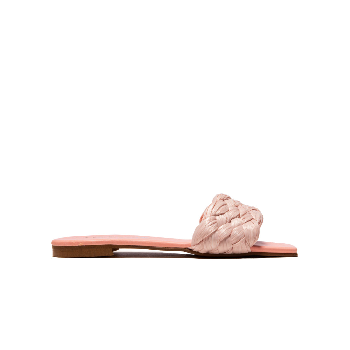 l'intervalle Gella Rose Rafia Rose