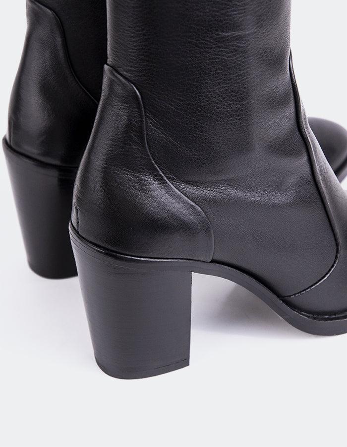 L'intervalle Giove Noir Cuir Noir