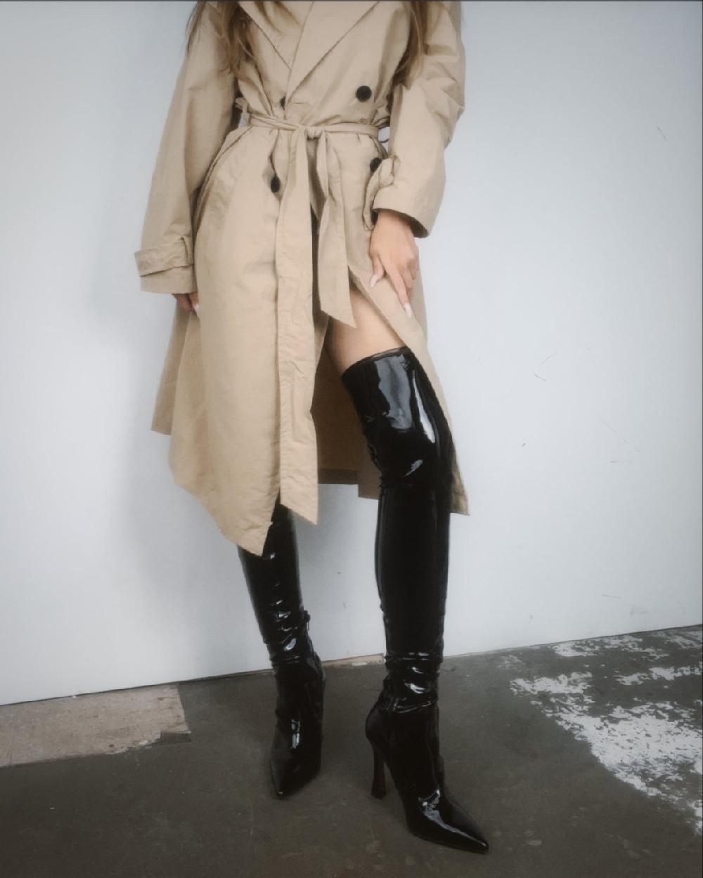 L'intervalle Giverny Noir Verni Stretch Noir