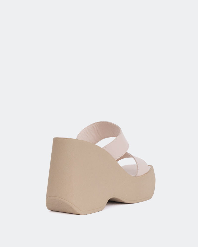 L'intervalle Hadid Nu Cuir Nu