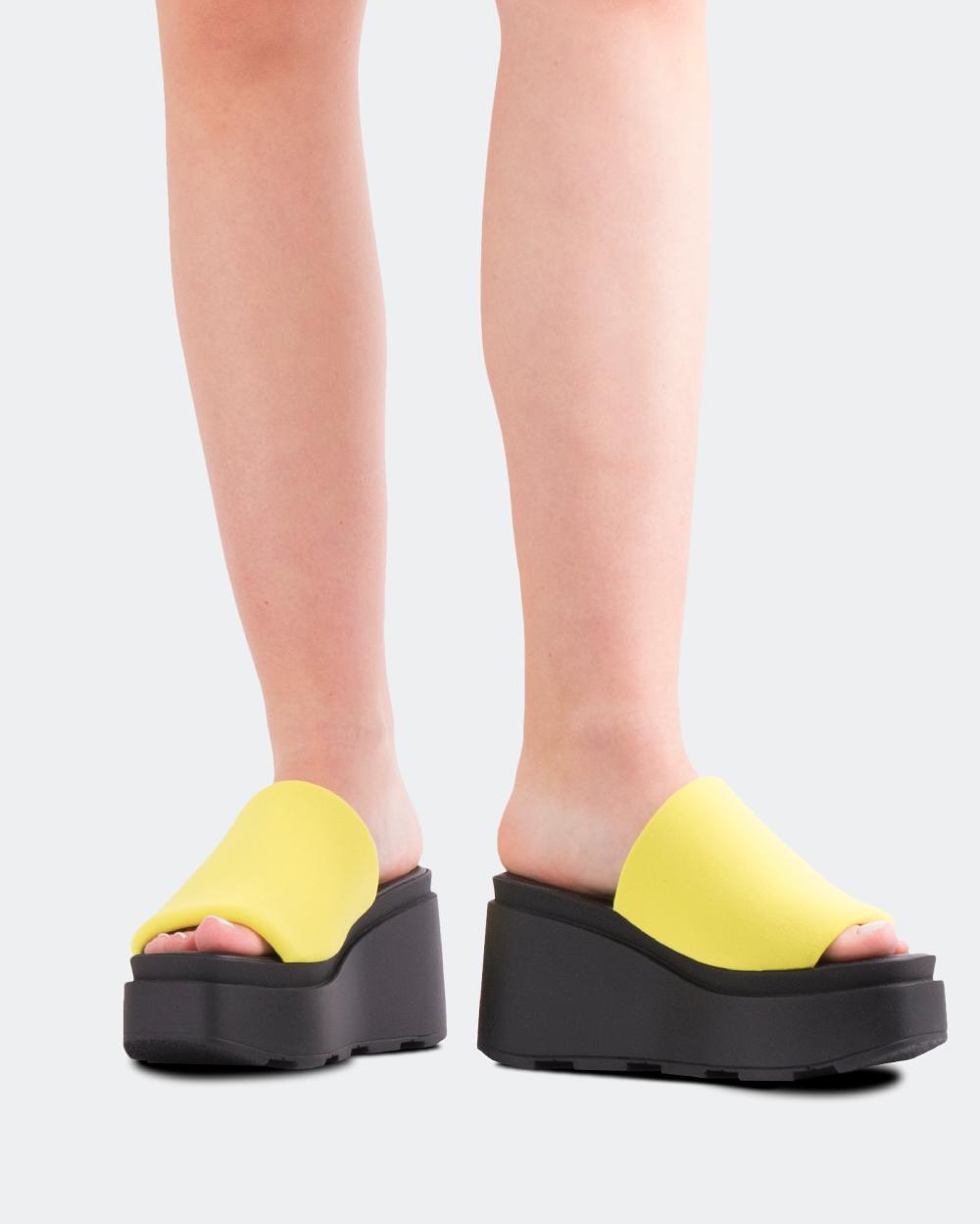 L'intervalle Jenner Jaune Lycra Jaune