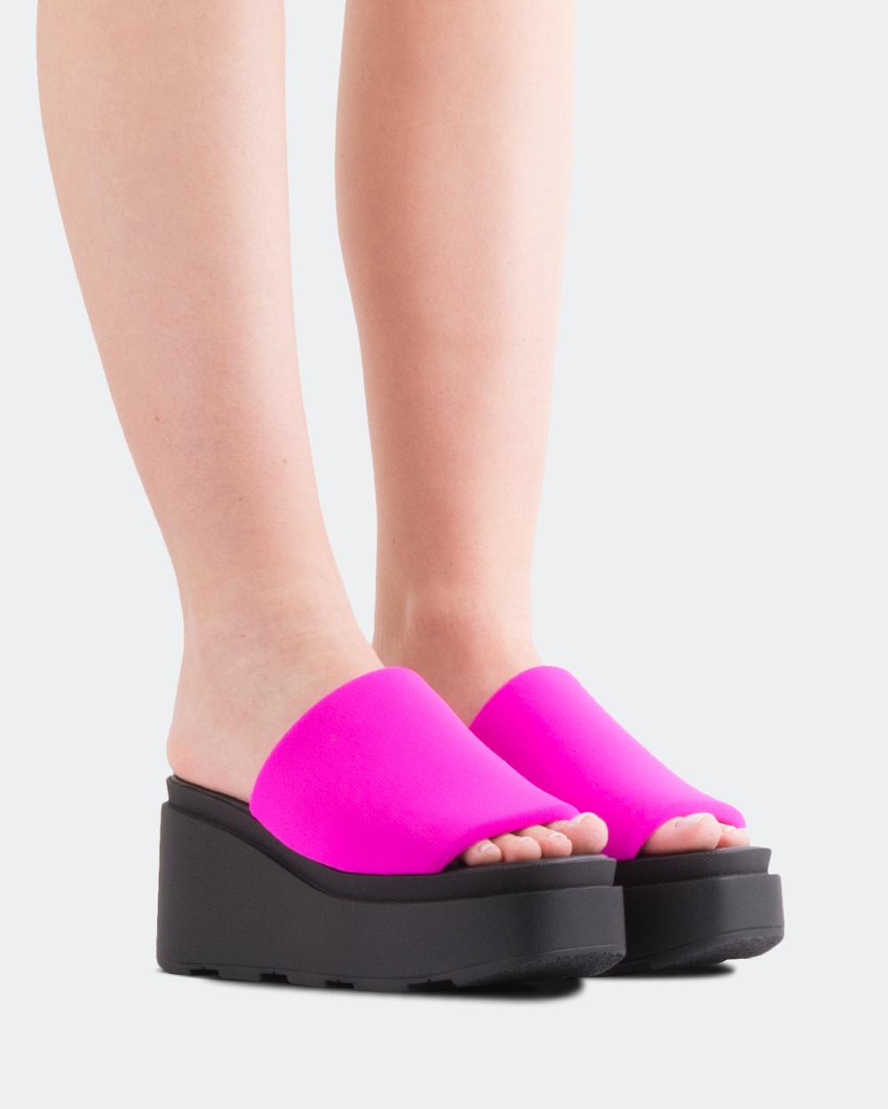 L'intervalle Jenner Rose Lycra Rose