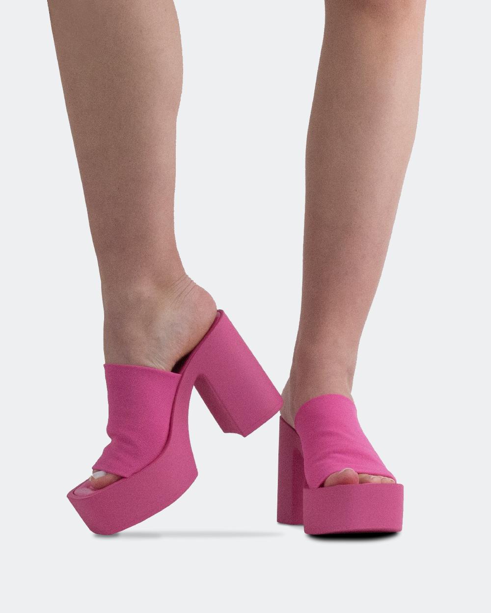 L'intervalle Jourdan Fucshia Lycra Rose