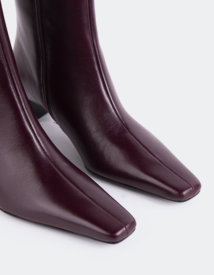 L'intervalle Karylle Bordeaux Cuir Bordeaux