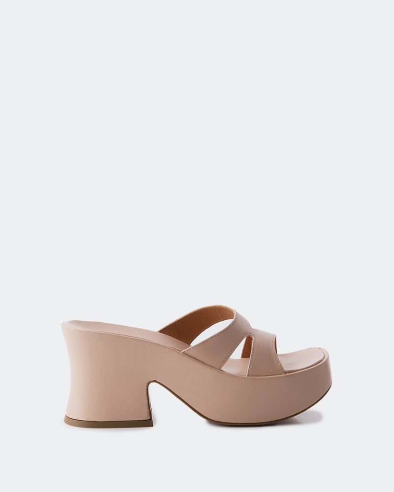 l'intervalle Lexus Pâle Rose Cuir Rose