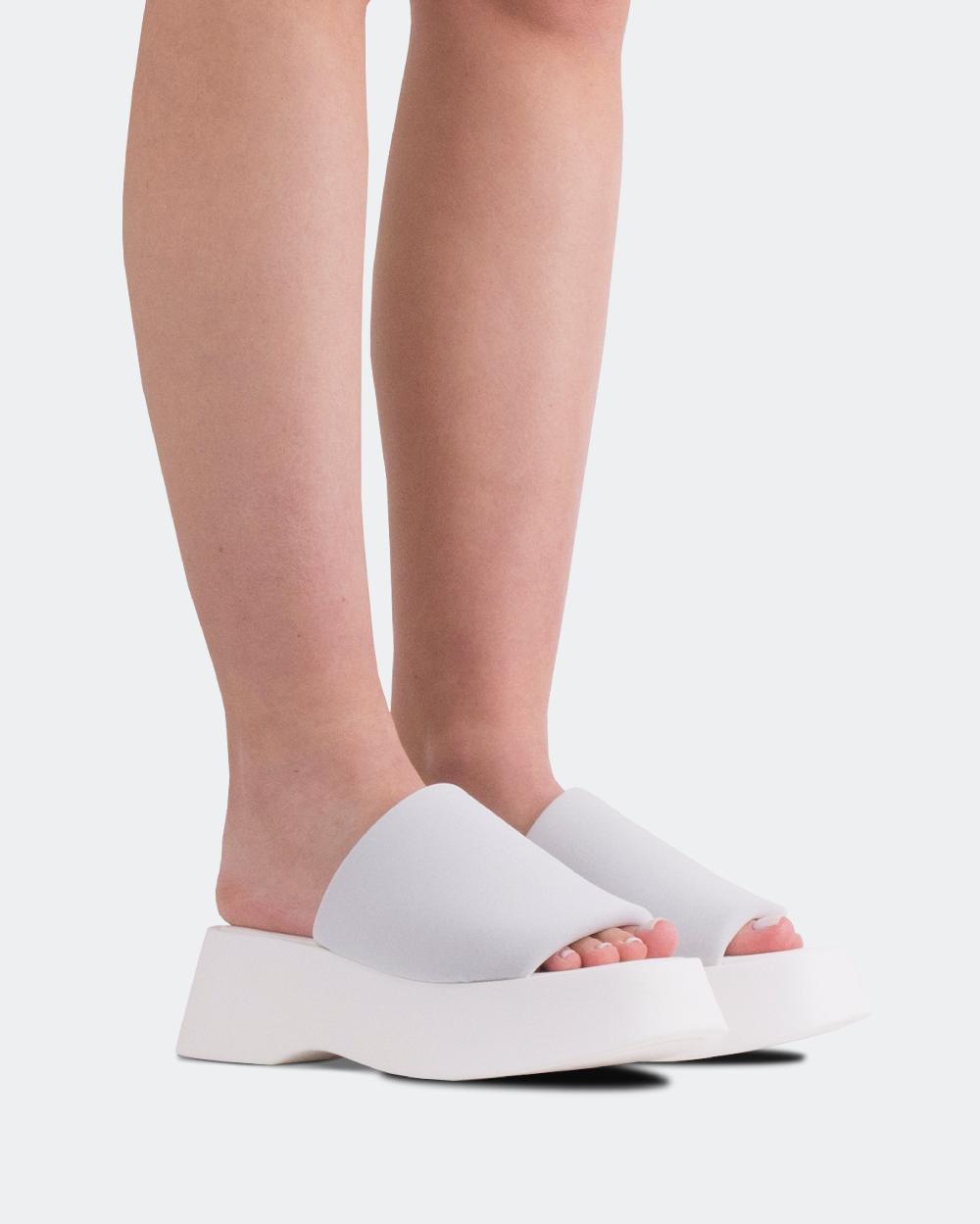 L'intervalle Liu Blanc Lycra Blanc