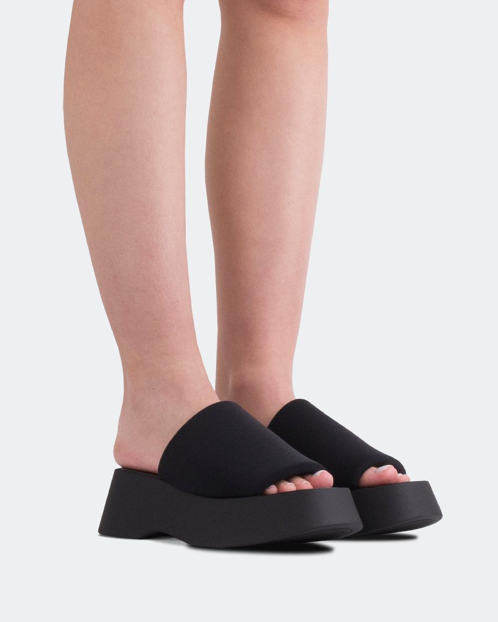 L'intervalle Liu Noir Lycra Noir