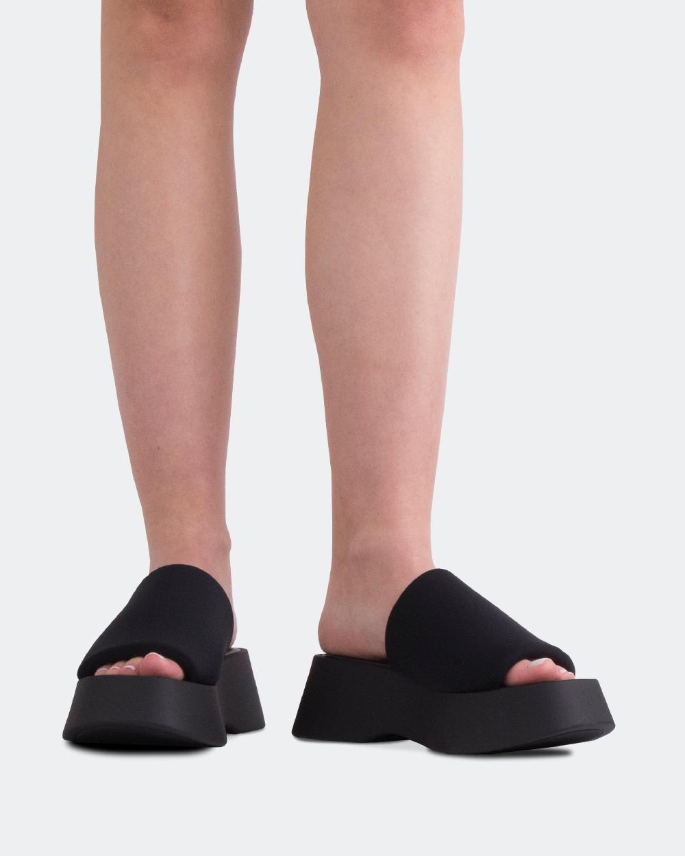 L'intervalle Liu Noir Lycra Noir