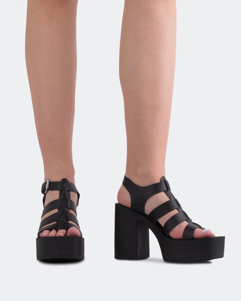 L'intervalle Loup Noir Cuir Noir