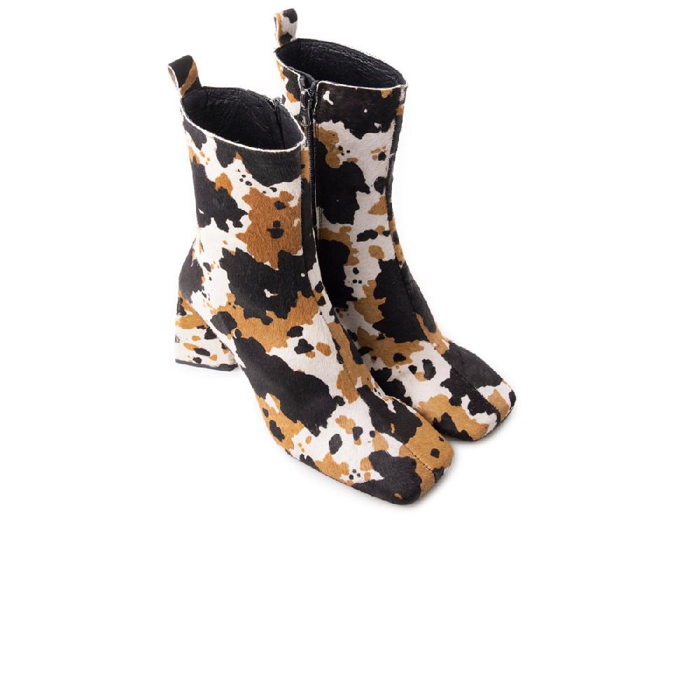 L'intervalle Mannedorf Multi-couleurs Poney Rose