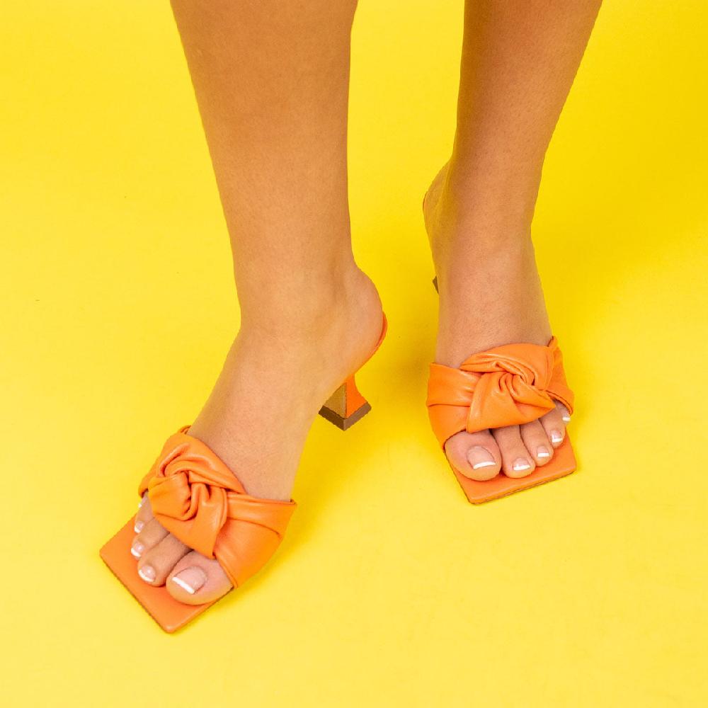 L'intervalle Matanzas Rose Cuir Rose