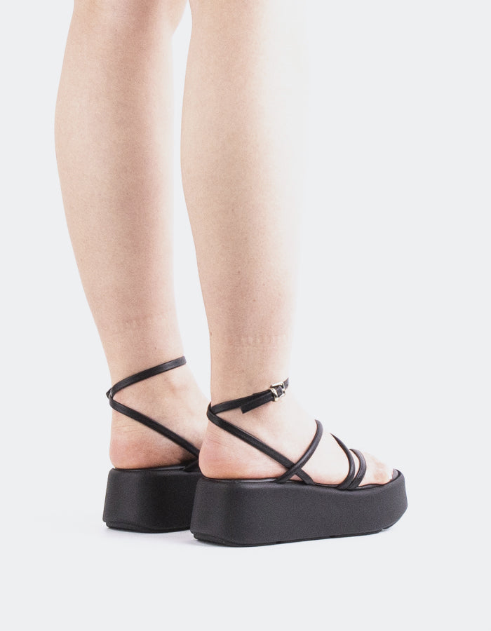 L'intervalle Miel Noir Cuir Noir