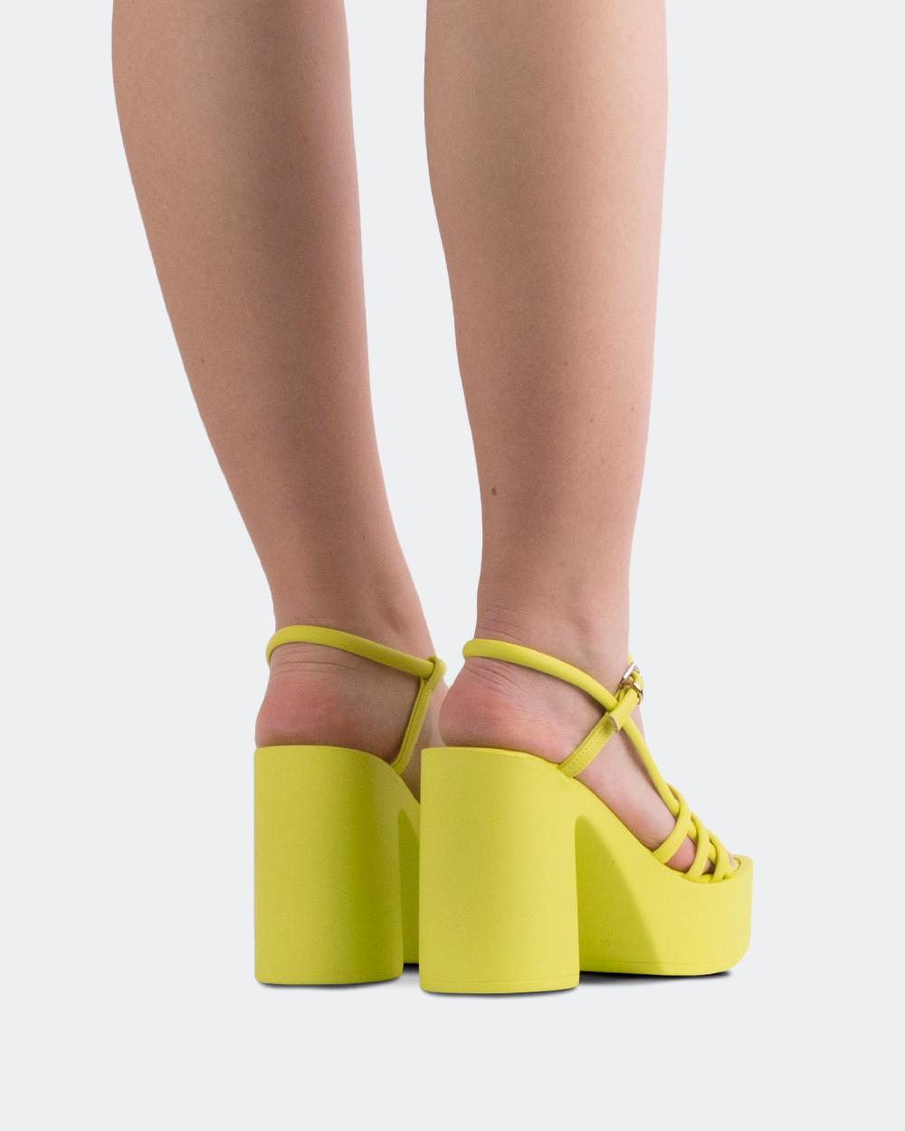 L'intervalle Minou Jaune Cuir Jaune