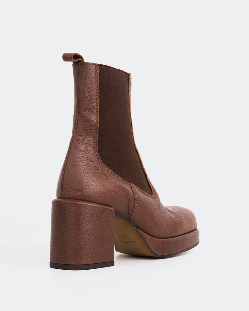 L'intervalle Montagne Ocre Cuir Ocre