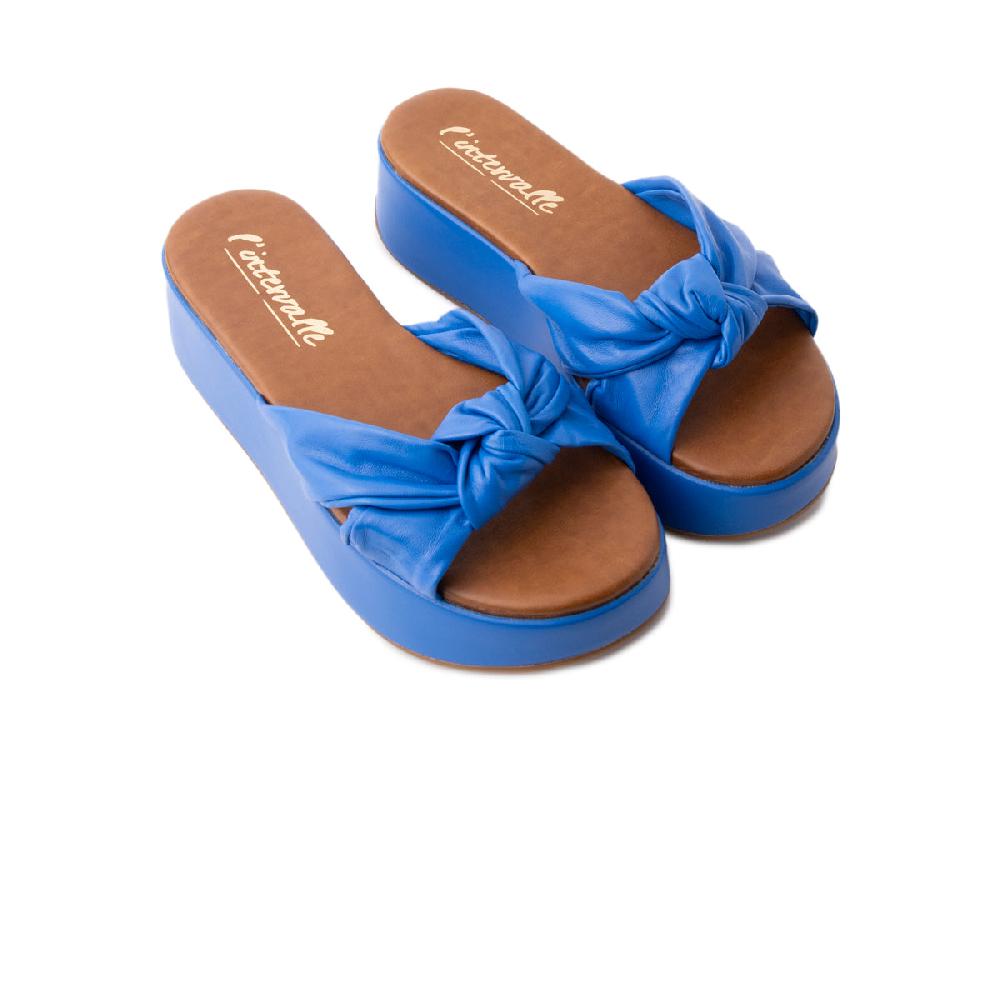 L'intervalle Nicaragua Bleu Cuir Bleu